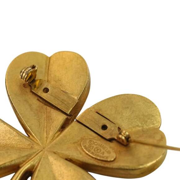 CHANEL Vintage Gold Logo Brooch - Picture 12 of 14